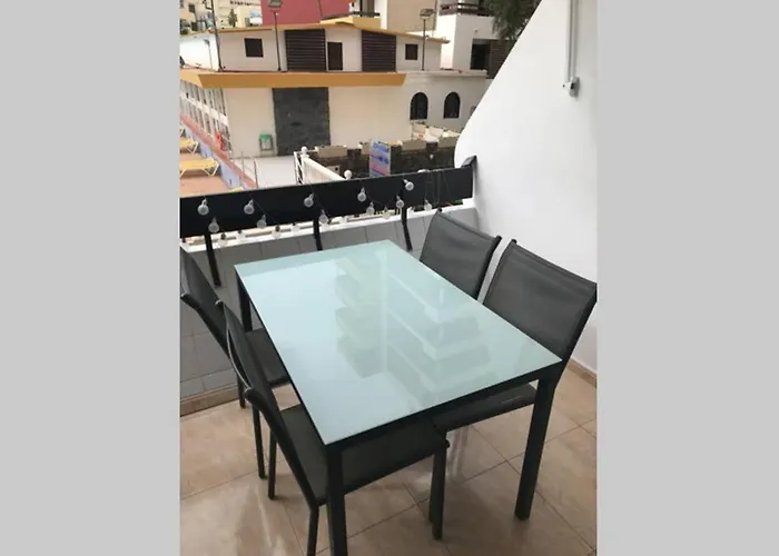 Yumbo Beach Apartment Perfect Location Free Fast Wifi